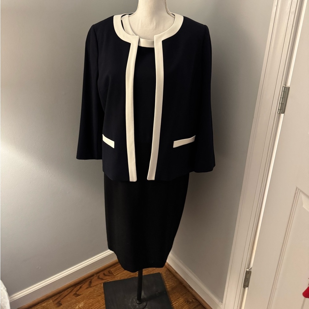 NWT Talbots Dress ITALIAN LUXE KNIT TIPPED JACKET & SHEATH DRESS 14P - Picture 2 of 15